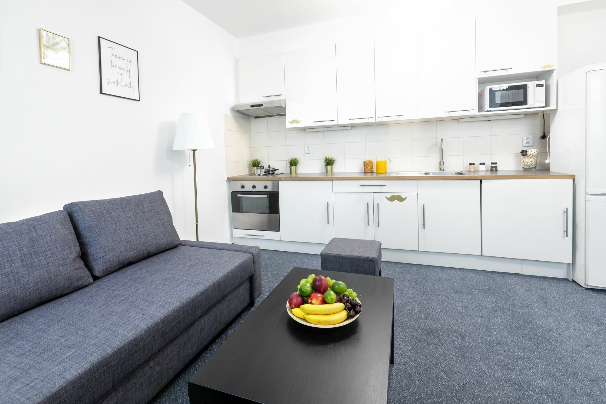 Little Tom Apartments プラハ エクステリア 写真