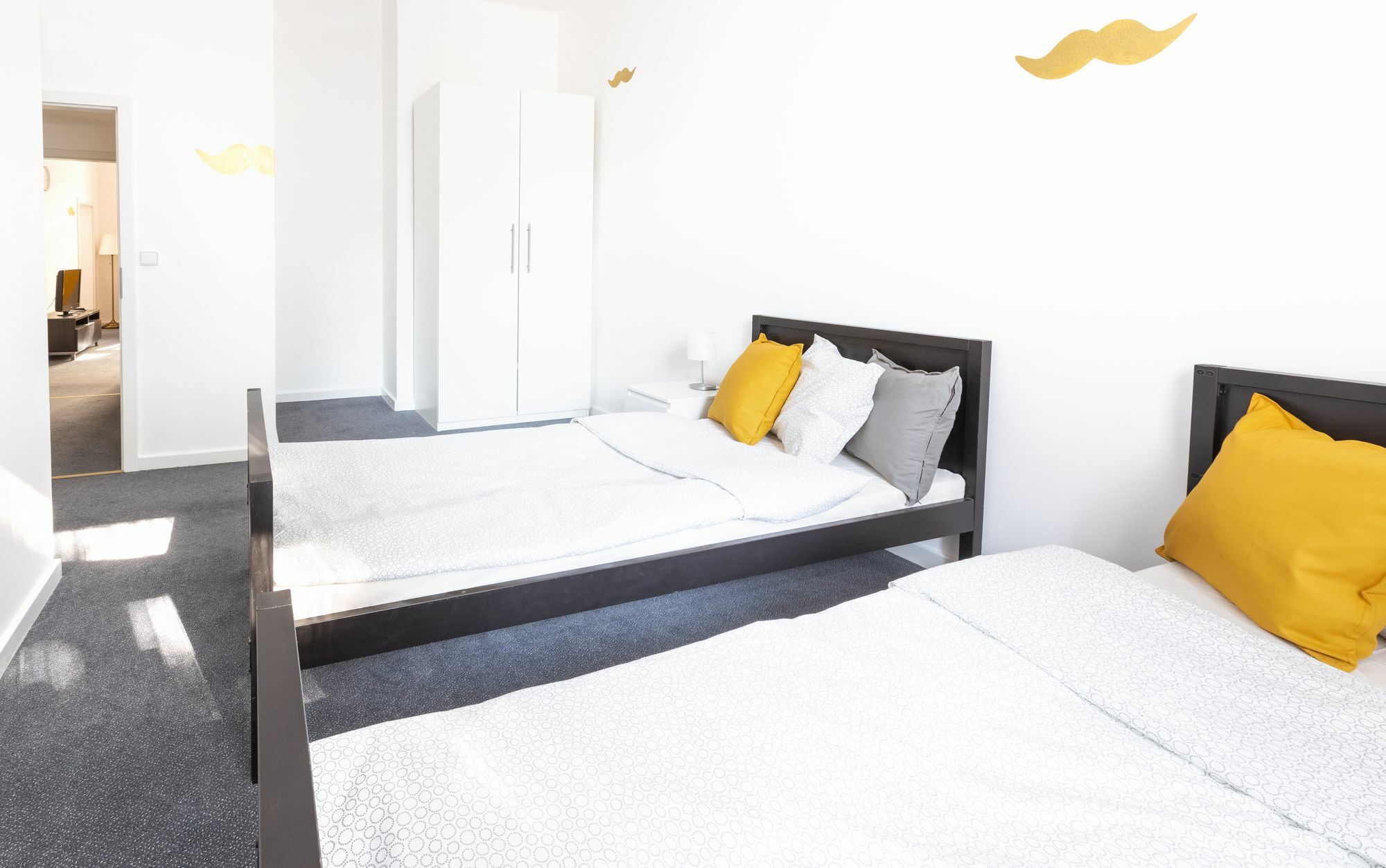 Little Tom Apartments プラハ エクステリア 写真
